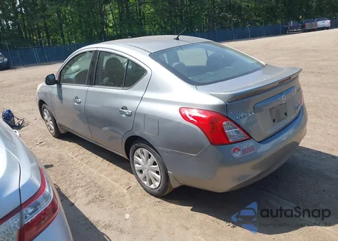 2014 Nissan Versa 1.6 Sv из США, поврежденный, VIN 3N1CN7AP6EL816419